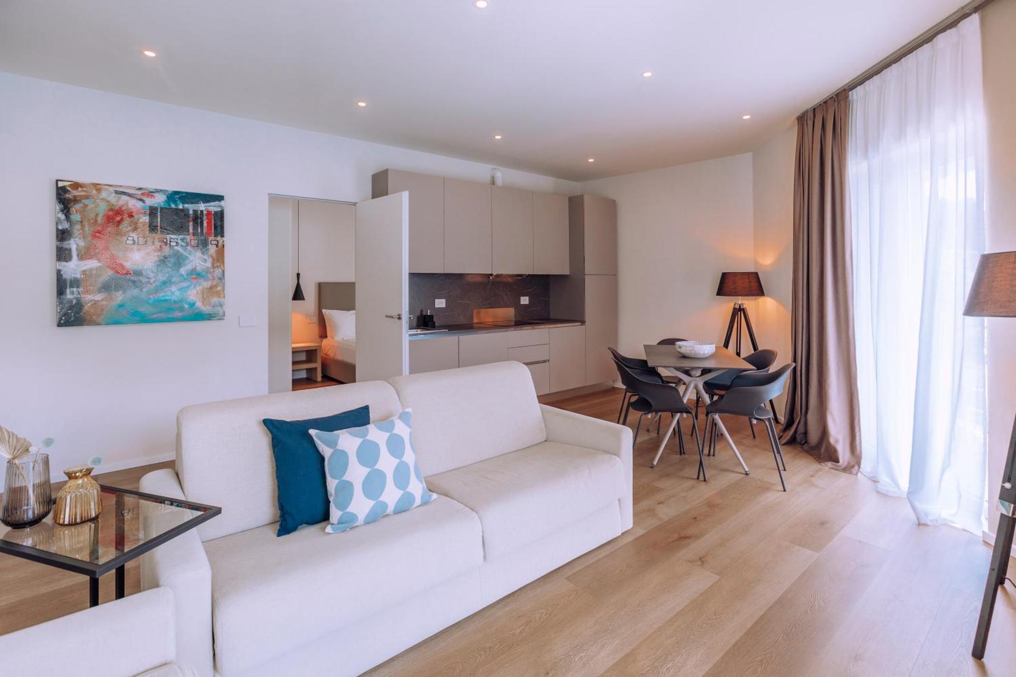 Ah Porticcioli Boutique Apartments San Felice del Benaco Buitenkant foto