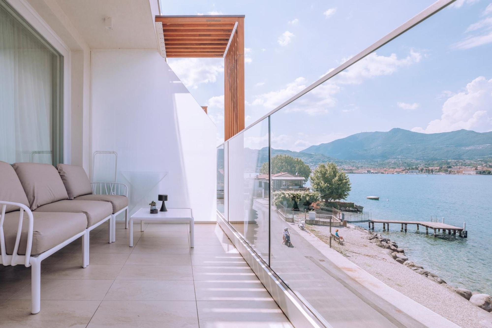 Ah Porticcioli Boutique Apartments San Felice del Benaco Buitenkant foto