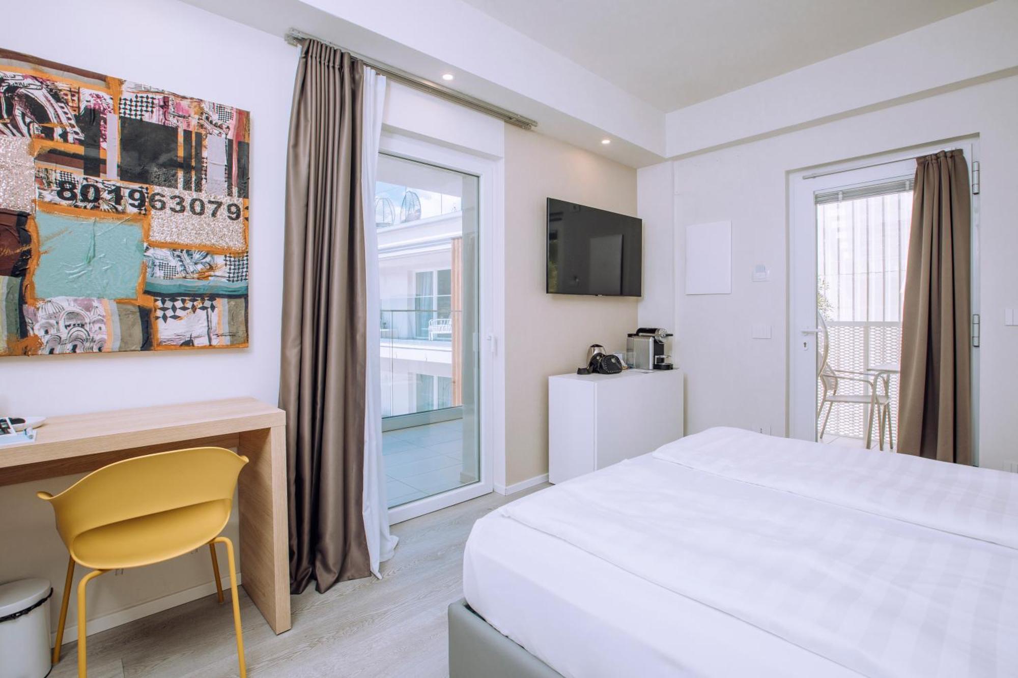 Ah Porticcioli Boutique Apartments San Felice del Benaco Buitenkant foto