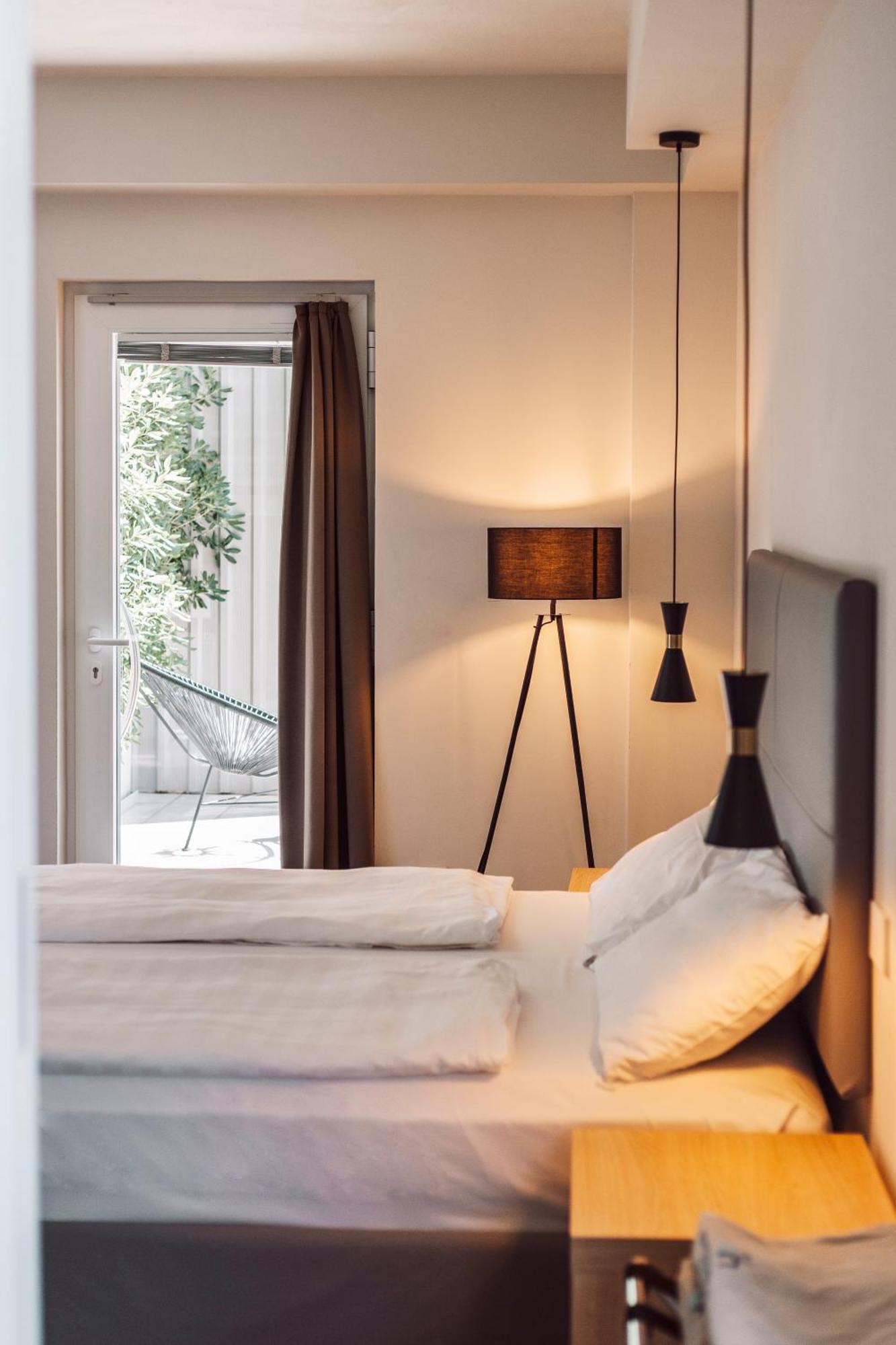 Ah Porticcioli Boutique Apartments San Felice del Benaco Buitenkant foto